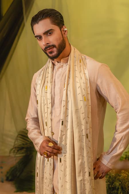 Runit Gupta_Peach Chanderi , Mirrors Motif Kurta Set _at_Aza_Fashions