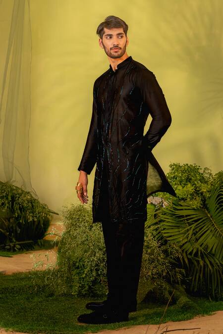 Buy_Runit Gupta_Black Chanderi Silk, Velvet Cut Work Cutpipe Embroidered Kurta And Pant Set _Online_at_Aza_Fashions