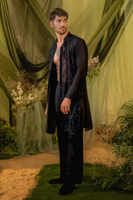 Buy_Runit Gupta_Black Chanderi Silk, Velvet Cut Work Cutpipe Embroidered Kurta And Pant Set 