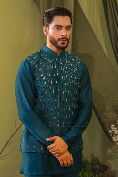 Runit Gupta_Blue Chanderi Silk, Velvet Embroidery Cobalt Kurta And Pant Set _at_Aza_Fashions