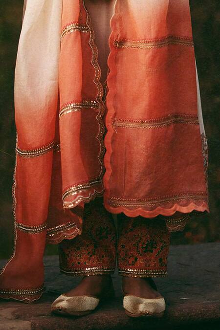 Petticoat Lane By Divya_Ivory Organza, Chanderi Sequins, Zari, Mirrors, Floral Embroidered Kurta Set _Online_at_Aza_Fashions