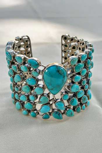Anuka Jewels Turquoise Stones Leaf Carved Cuff Bracelet Online at Aza Fashions Anuka Jewels_Turquoise Stones Leaf Carved Cuff Bracelet _Online_at_Aza_Fashions