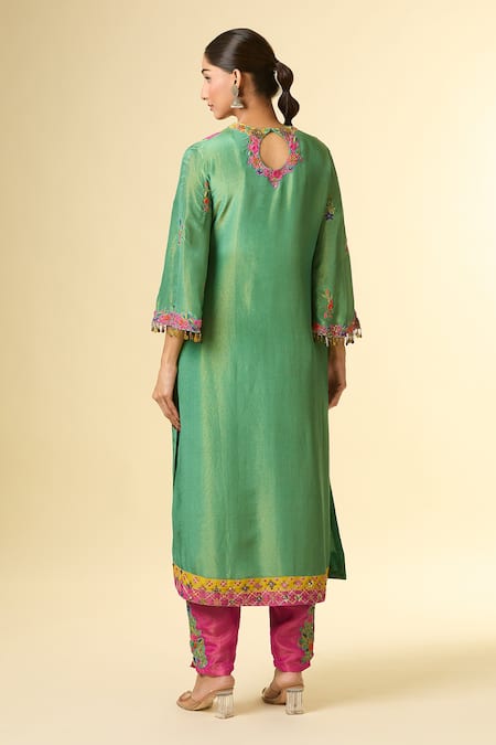 Samyukta Singhania Cutdana Embroidered Kurta Set