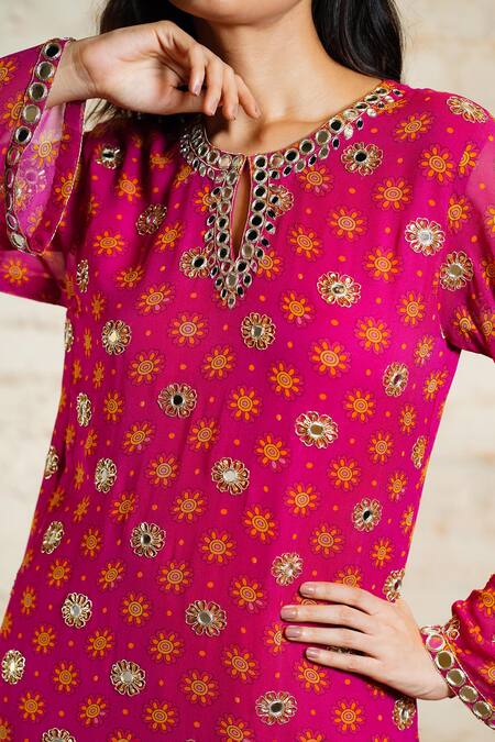 Sajeda A Lehry_Pink Georgette Embroidery Open Neck Floral Print Kurta Set _Online_at_Aza_Fashions