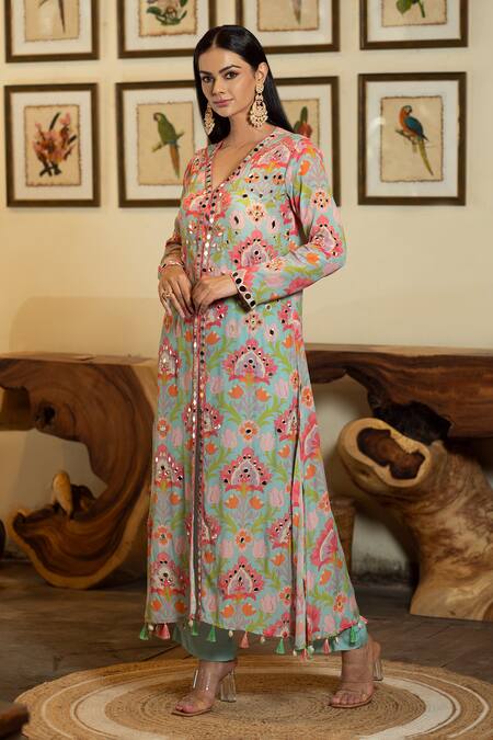 Sajeda A Lehry_Aqua Crepe Tassels, Embroidery V-neck Floral Print Kurta Set With Pant _Online_at_Aza_Fashions