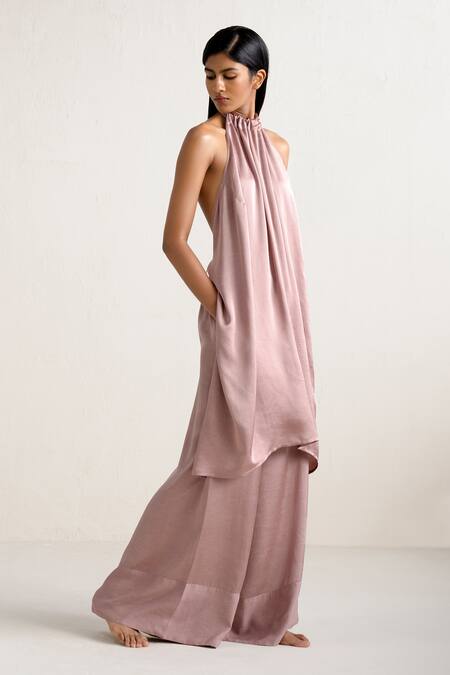 Ituvana Pink Silk, Linen Halter Neck Backless Tie-up Long Top And Wide Leg Pant Set Online at Aza Fashions Ituvana_Pink Silk, Linen Halter Neck Backless Tie-up Long Top And Wide Leg Pant Set _Online_at_Aza_Fashions