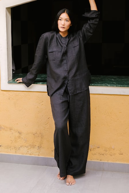 Shop Ituvana Black Linen V-neck Shirt And Wide Leg Pant Set at Aza Fashions Shop_Ituvana_Black Linen V-neck Shirt And Wide Leg Pant Set _at_Aza_Fashions