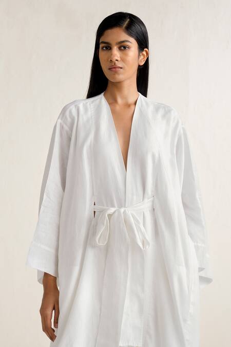 Buy_Ituvana_White Linen Plunge Neck Long Jacket _Online_at_Aza_Fashions