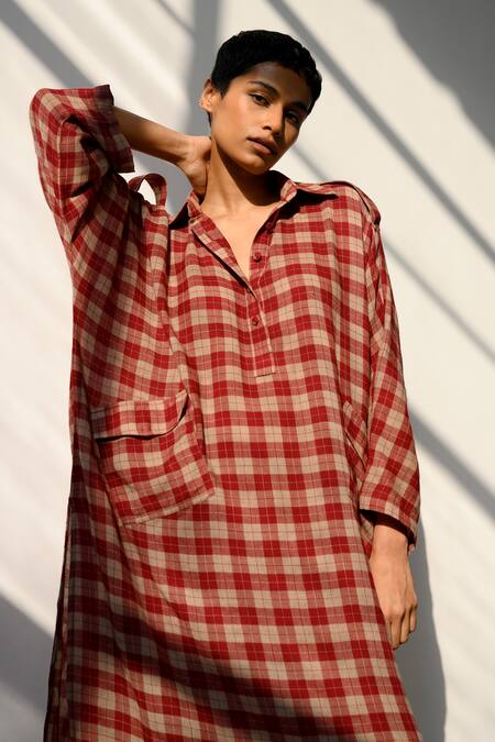 Ituvana Orange Cashmere Collared Rust Chequered Kurta Set at Aza Fashions Ituvana_Orange Cashmere Collared Rust Chequered Kurta Set _at_Aza_Fashions