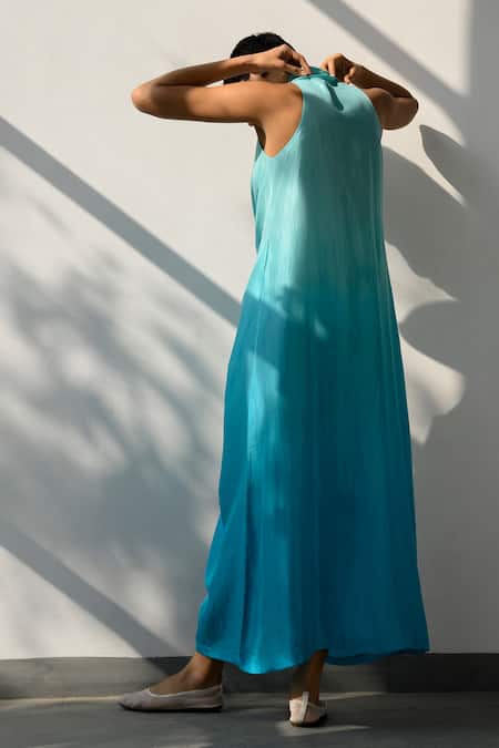 Shop Ituvana Blue Silk Plunge Neck Sky Ombre V Maxi Dress at Aza Fashions Shop_Ituvana_Blue Silk Plunge Neck Sky Ombre V Maxi Dress _at_Aza_Fashions