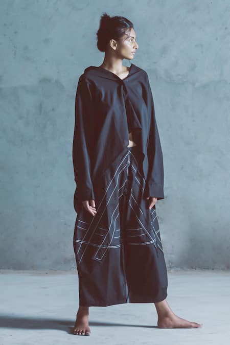 Buy Ituvana Black Cotton Applique Collared Work Shirt And Skirt Set Online at Aza Fashions Buy_Ituvana_Black Cotton Applique Collared Work Shirt And Skirt Set _Online_at_Aza_Fashions