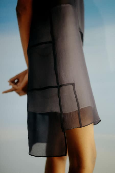 Buy Ituvana Black Silk Organza Sweetheart Neck Panel Sleeveless Dress Online at Aza Fashions Buy_Ituvana_Black Silk Organza Sweetheart Neck Panel Sleeveless Dress _Online_at_Aza_Fashions