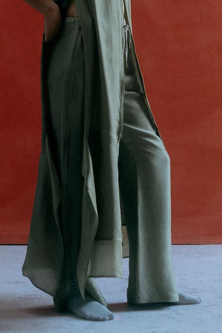 Shop Ituvana Green Silk Organza Halter Neck Moss Hooded Long Jacket And Trouser Set at Aza Fashions Shop_Ituvana_Green Silk Organza Halter Neck Moss Hooded Long Jacket And Trouser Set _at_Aza_Fashions