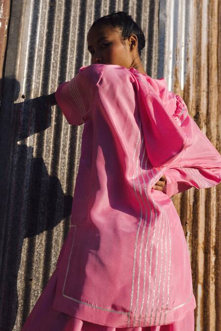 Ituvana Pink Silk Gota Patti Halter Neck Hooded Work Kurta Set Online at Aza Fashions Ituvana_Pink Silk Gota Patti Halter Neck Hooded Work Kurta Set _Online_at_Aza_Fashions