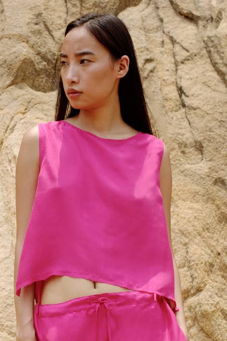Shop Ituvana Pink Silk Round Neck Sleeveless Top And Skirt Set at Aza Fashions Shop_Ituvana_Pink Silk Round Neck Sleeveless Top And Skirt Set _at_Aza_Fashions