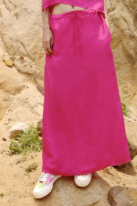 Ituvana Pink Silk Round Neck Sleeveless Top And Skirt Set Online at Aza Fashions Ituvana_Pink Silk Round Neck Sleeveless Top And Skirt Set _Online_at_Aza_Fashions