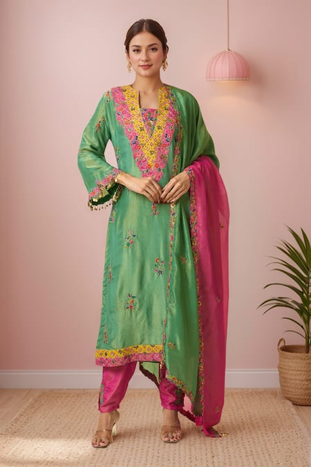 Samyukta Singhania Green Cut Work, Embroidery Notched Neck Cutdana Kurta Set 