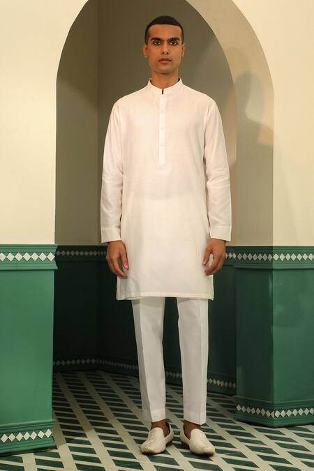 Sulakshna Jasra_White Chanderi Mirrors Thread Embroidered Achkan Set _Online_at_Aza_Fashions