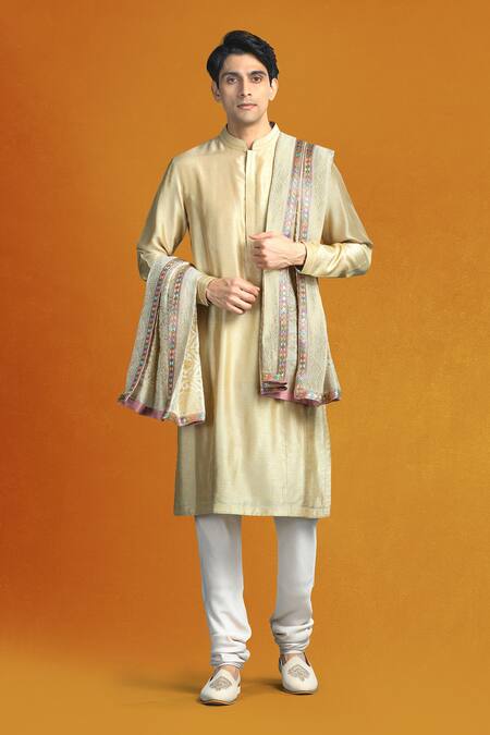 Char Chaand_Beige Linen, Satin Embroidery, Sequins, Zari Floral Sherwani Set _at_Aza_Fashions