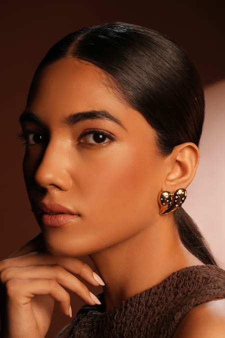 Bijoux By Priya Chandna Gold Plated Stones Embellished Heart Stud Earrings 