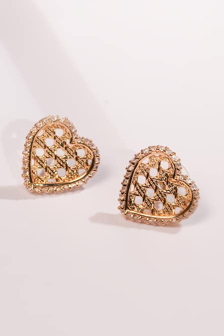 Shop Bijoux By Priya Chandna Gold Plated Stones Textured Heart Stud Earrings at Aza Fashions Shop_Bijoux By Priya Chandna_Gold Plated Stones Textured Heart Stud Earrings _at_Aza_Fashions