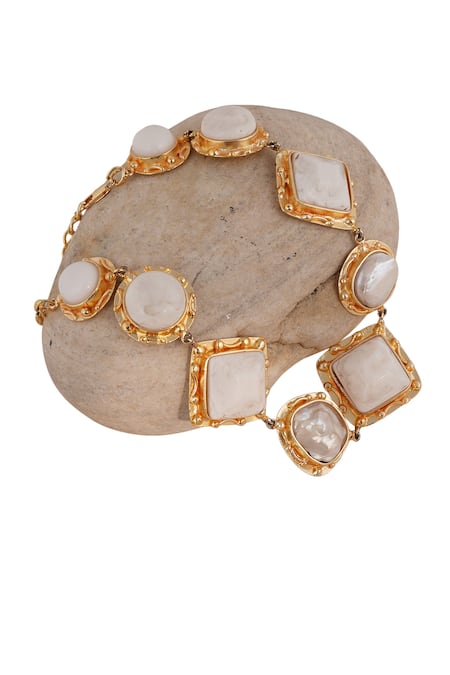 Buy Bijoux By Priya Chandna White Gold Plated Geometric Choker Necklace Online at Aza Fashions Buy_Bijoux By Priya Chandna_White Gold Plated Geometric Choker Necklace _Online_at_Aza_Fashions