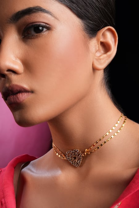 Bijoux By Priya Chandna_Gold Plated Crystal Heart Choker Necklace _Online_at_Aza_Fashions