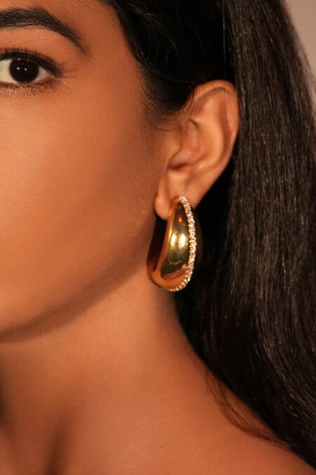 Bijoux By Priya Chandna_Gold Plated Crystals Bean Shaped Studs _Online_at_Aza_Fashions