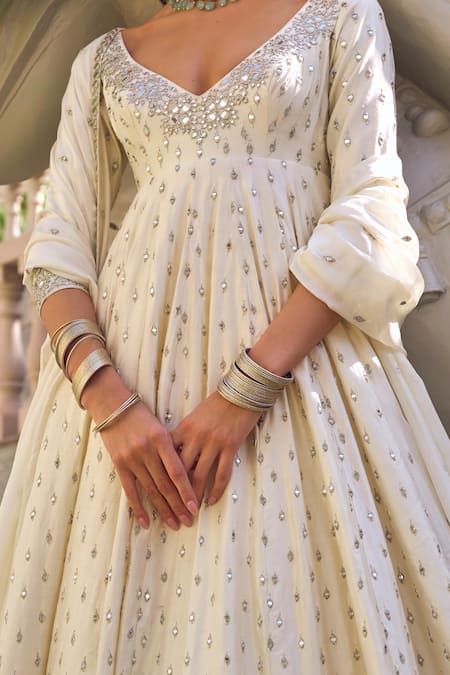 Shop_Abhinav Mishra_Ivory Chanderi, Chiffon Mirrors, Zari Plunge Floral Embroidered Anarkali Set _at_Aza_Fashions