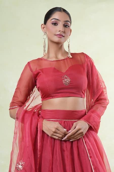 Buy_Naintara Bajaj_Red Organza Mirrors, Embroidery Round Neck Mukaish Lehenga Set _Online_at_Aza_Fashions
