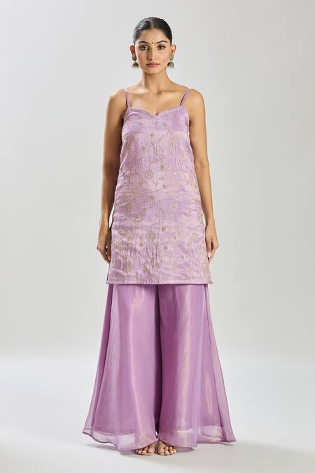 Samyukta Singhania_Purple Tissue Sequins, Zari Sweetheart Neck Floral Vine Embroidered Kurta Set_at_Aza_Fashions