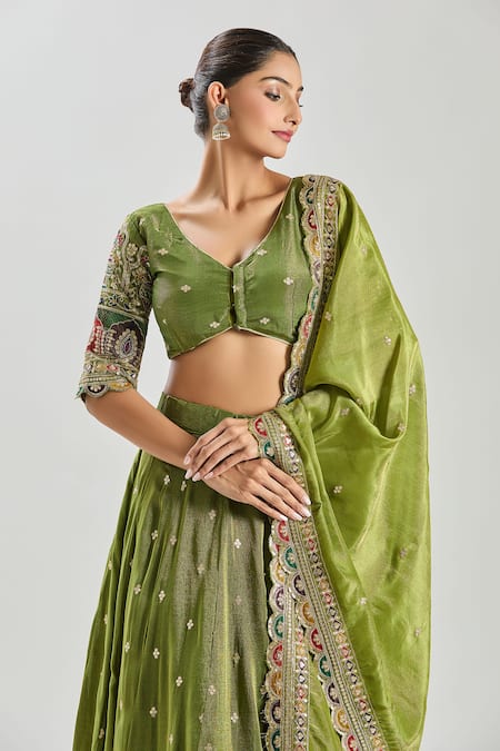 Samyukta Singhania_Green Tissue Sequins, Zari, Embroidery V-neck Lehenga Set _Online_at_Aza_Fashions