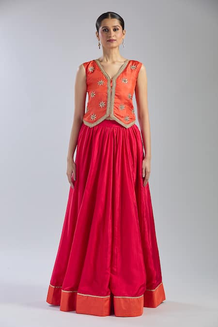 Naintara Bajaj_Red , Organza Embroidery, Sequins, Zari, Gota Patti Floral Lehenga Set _at_Aza_Fashions
