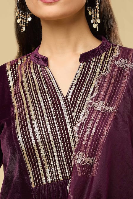 Buy_Pouli Pret_Purple Velvet, Organza, Cotton Pearls, Sequins, Embroidery Zari Kurta Set _Online_at_Aza_Fashions