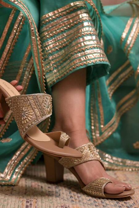 Buy_Coral Haze_Gold Zari, Embroidery Zardozi Block Heels_Online_at_Aza_Fashions