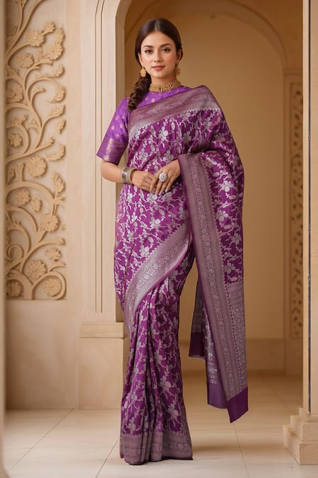 Samyukta Singhania Woven Floral Vine Handloom Saree With Unstitched Blouse Piece 