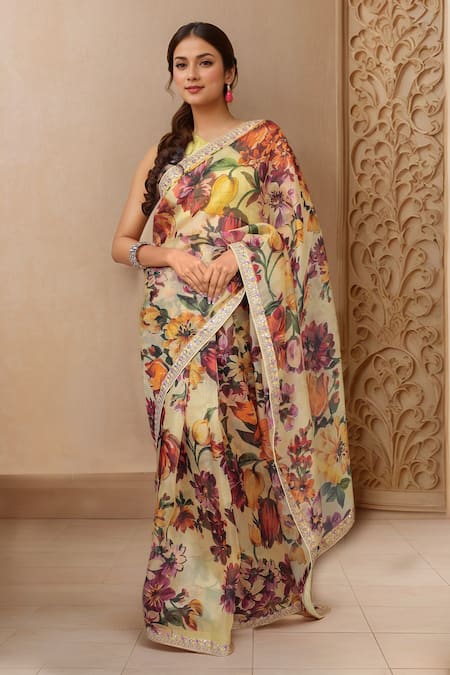 Samyukta Singhania Floral Printed Organza Saree With Blouse Piece 