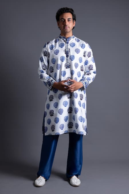 Shop Thetaa White Viscose, Silk, Polyester Embroidery Floral Butti Print Kurta Set at Aza Fashions Shop_Thetaa_White Viscose, Silk, Polyester Embroidery Floral Butti Print Kurta Set _at_Aza_Fashions