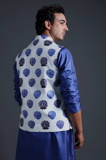 Buy Thetaa White Cotton, Silk Floral Butti Print Bundi And Kurta Set Online at Aza Fashions Buy_Thetaa_White Cotton, Silk Floral Butti Print Bundi And Kurta Set _Online_at_Aza_Fashions