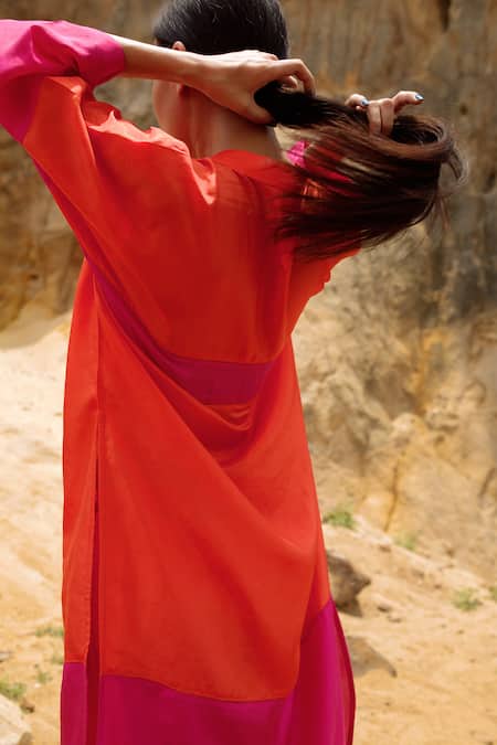 Ituvana Silk Color Block Kurta & Pyjama Set 