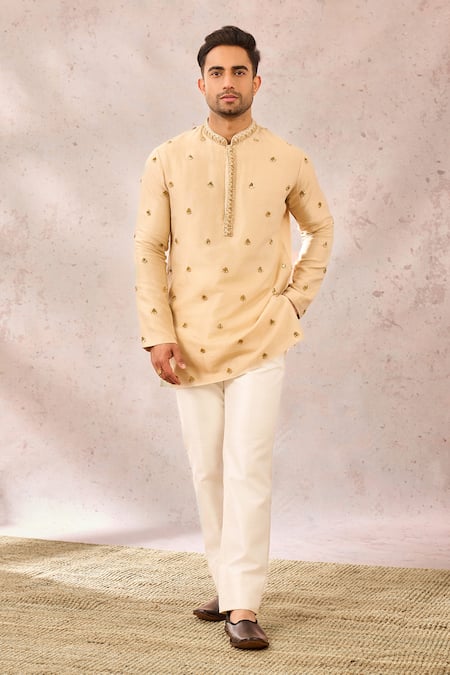 Buy Masaba Ivory Georgette Embroidery Kaju Katli Kurta Online at Aza Fashions Buy_Masaba_Ivory Georgette Embroidery Kaju Katli Kurta _Online_at_Aza_Fashions