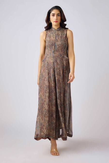 Basanti - Kapde Aur Koffee Beige Georgette Cut Work Mandarin Collar Paisley Print Jumpsuit Online at Aza Fashions Basanti - Kapde Aur Koffee_Beige Georgette Cut Work Mandarin Collar Paisley Print Jumpsuit_Online_at_Aza_Fashions