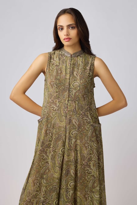 Buy_Basanti - Kapde Aur Koffee_Green Georgette Cut Work Mandarin Collar Paisley Floral Print Jumpsuit_Online_at_Aza_Fashions
