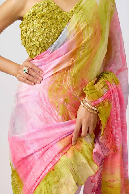 Buy_Basanti - Kapde Aur Koffee_Green Chiffon Sequins Sweetheart Neck Multicolor Ruffle Saree With 3d Blouse_Online_at_Aza_Fashions