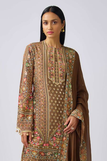 Basanti - Kapde Aur Koffee_Brown Chiffon Gota Patti, Sequins Keyhole Embellished Floral Kurta Sharara Set_Online_at_Aza_Fashions