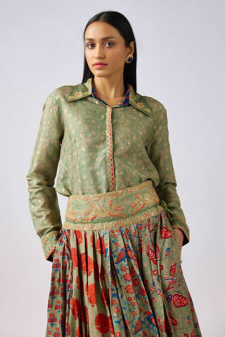 Basanti - Kapde Aur Koffee_Green Silk Sequins, Embroidery Shawl Neck Skirt Set_Online_at_Aza_Fashions