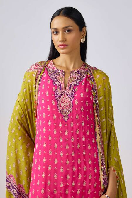 Basanti - Kapde Aur Koffee_Green Chiffon Mirrors, Sequins Round Neck Gulshan Print Cape And Flared Pant Set_Online_at_Aza_Fashions