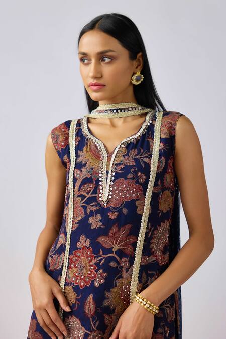 Buy_Basanti - Kapde Aur Koffee_Blue Organza Sequins, Pearls, Mirrors Split V-neck Embroidered Kurta Sharara Set_Online_at_Aza_Fashions