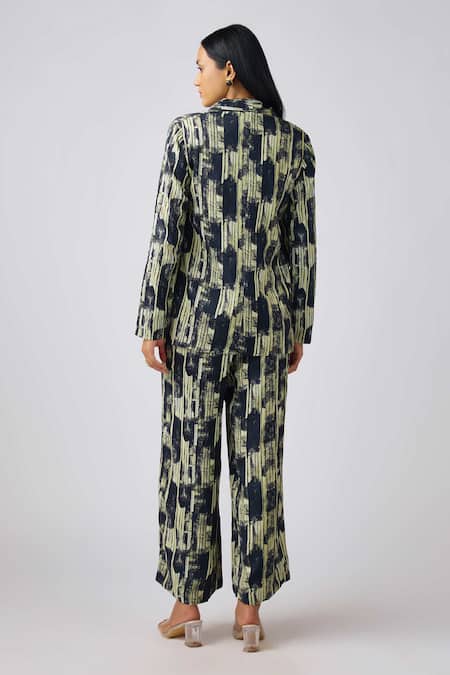 Shop Basanti - Kapde Aur Koffee Black Muslin Embroidery Scoop Neck Abstract Print Blazer Pant Set at Aza Fashions Shop_Basanti - Kapde Aur Koffee_Black Muslin Embroidery Scoop Neck Abstract Print Blazer Pant Set _at_Aza_Fashions