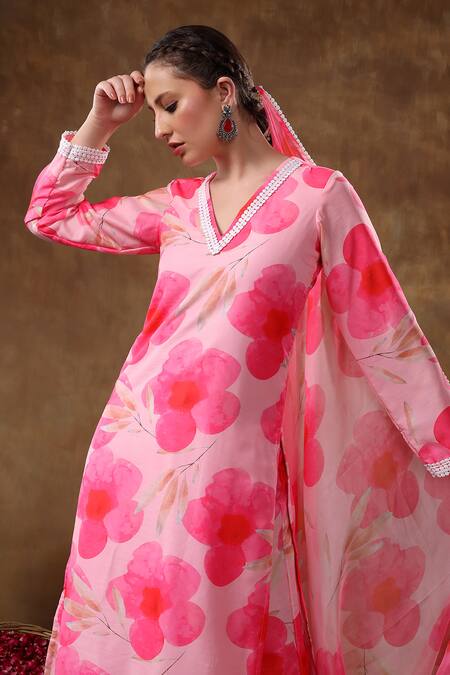 Buy Pomcha Jaipur Pink Muslin, Organza Lace, Embroidery Floral Printed Kurta Set With Dupatta Online at Aza Fashions Buy_Pomcha Jaipur_Pink Muslin, Organza Lace, Embroidery Floral Printed Kurta Set With Dupatta _Online_at_Aza_Fashions